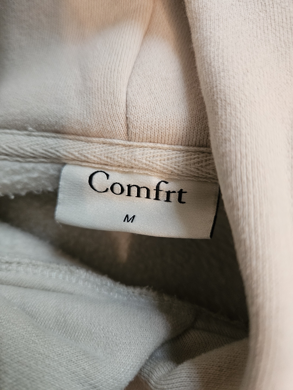 COMFRT Women’s Cream Crewneck Sweatshirt/Pants. - Picture 6 of 6